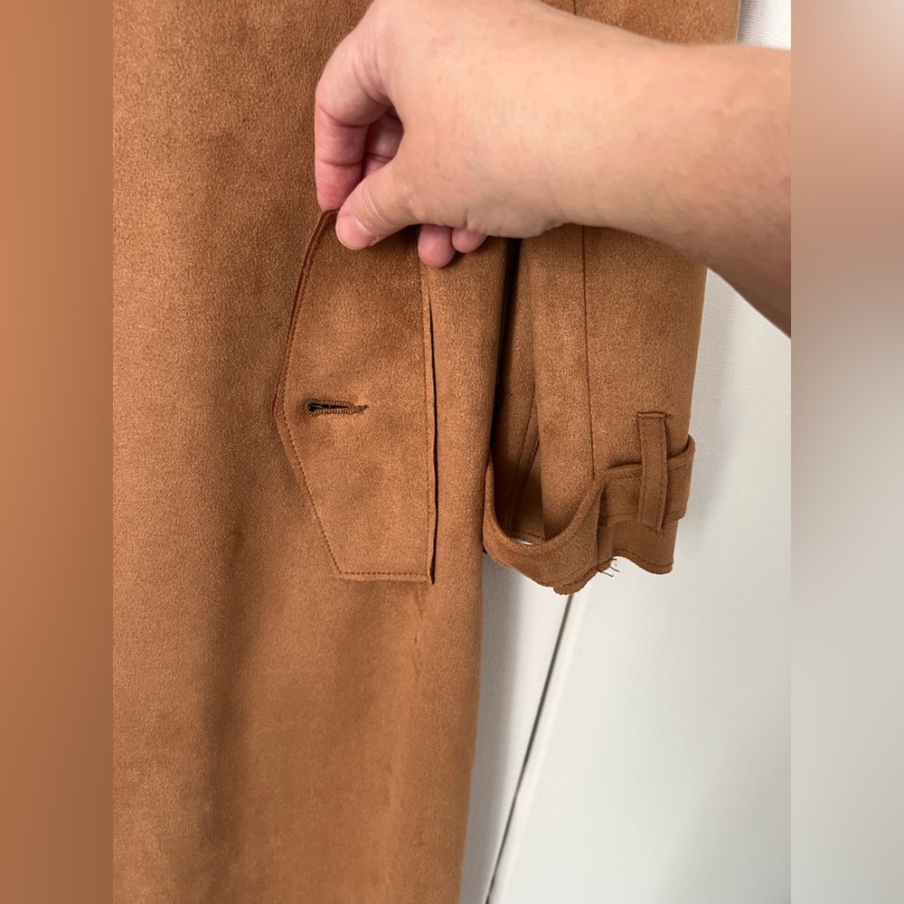 Tahari “Faux Leather” Coat with Pockets - Picture 5 of 17